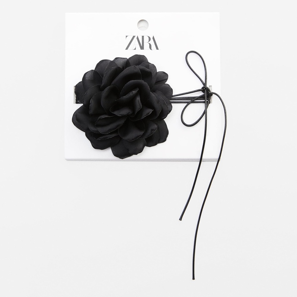 NWT Zara Corded Flower Collar Choker - Black